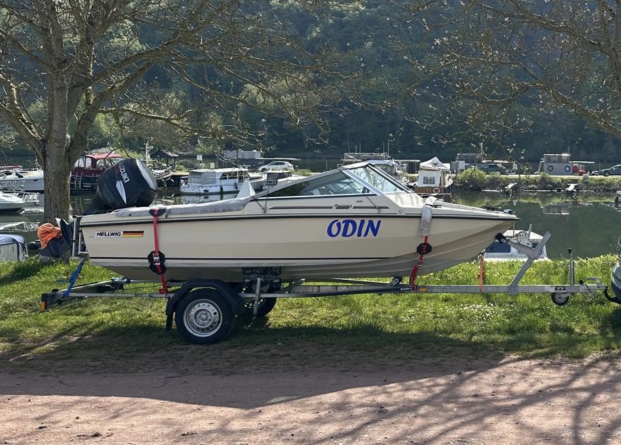 Quicksilver-Summer Deal-Angebotspreis: 32.900,- €<br />
inkl. 1 Jahr Hafenliegeplatz