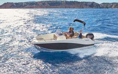 Quicksilver Activ 555 Open
